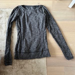 Lululemon Herringbone Long Sleeve Top